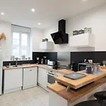 Maison A 2 Pas Du Port Et Du Marche D'etaples 펜션 *